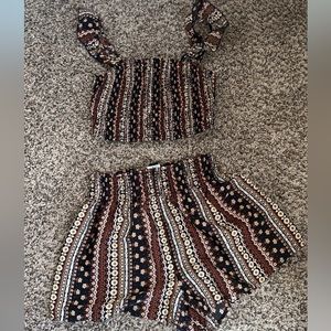Patterned shorts and tank top set